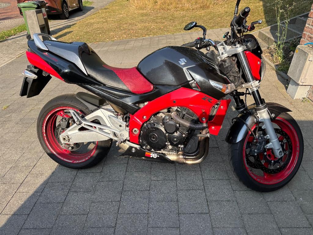 Suzuki GSR 600 - 43 000 km - Très bon état, Motoren, Motoren | Suzuki, Occasion, 4 cilinders, Motorrijbewijs A, Particulier