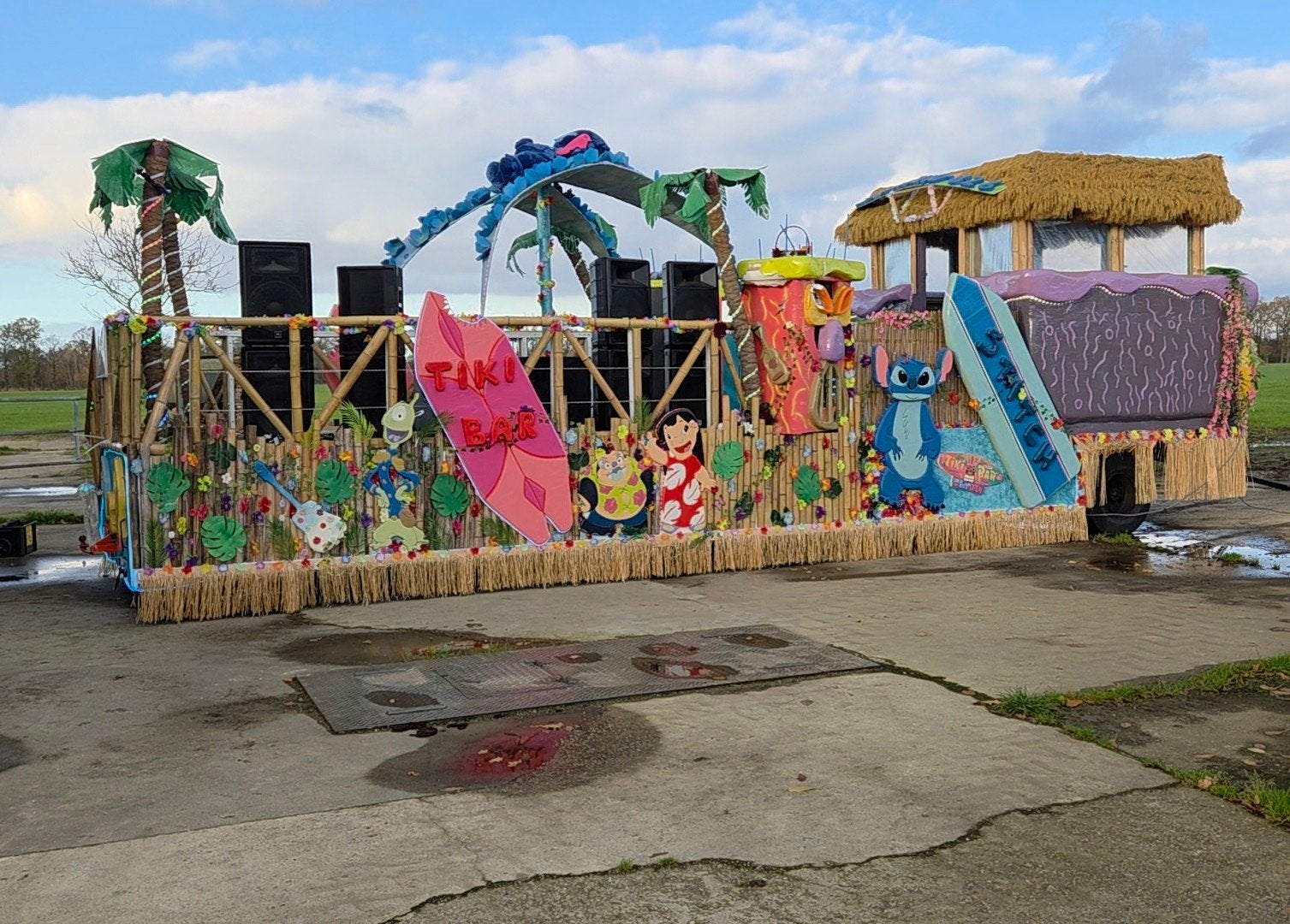 carnavalswagen thema lilo en stitch, Enlèvement