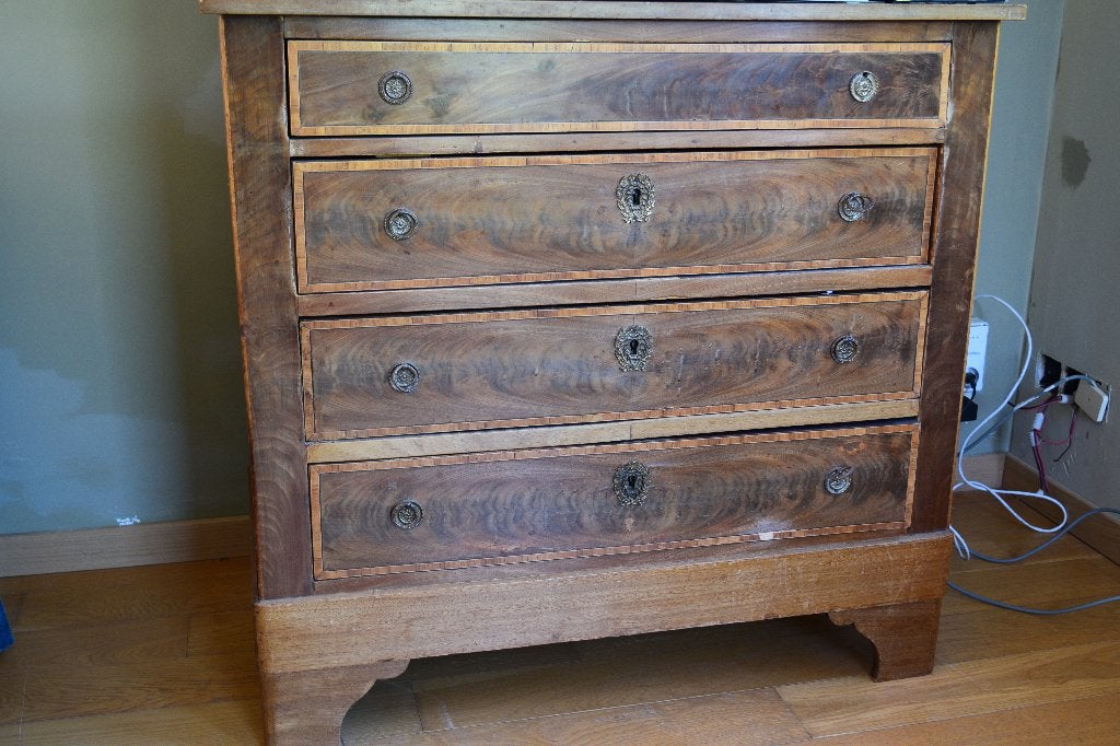 Petit meuble en bois ancien, Enlèvement