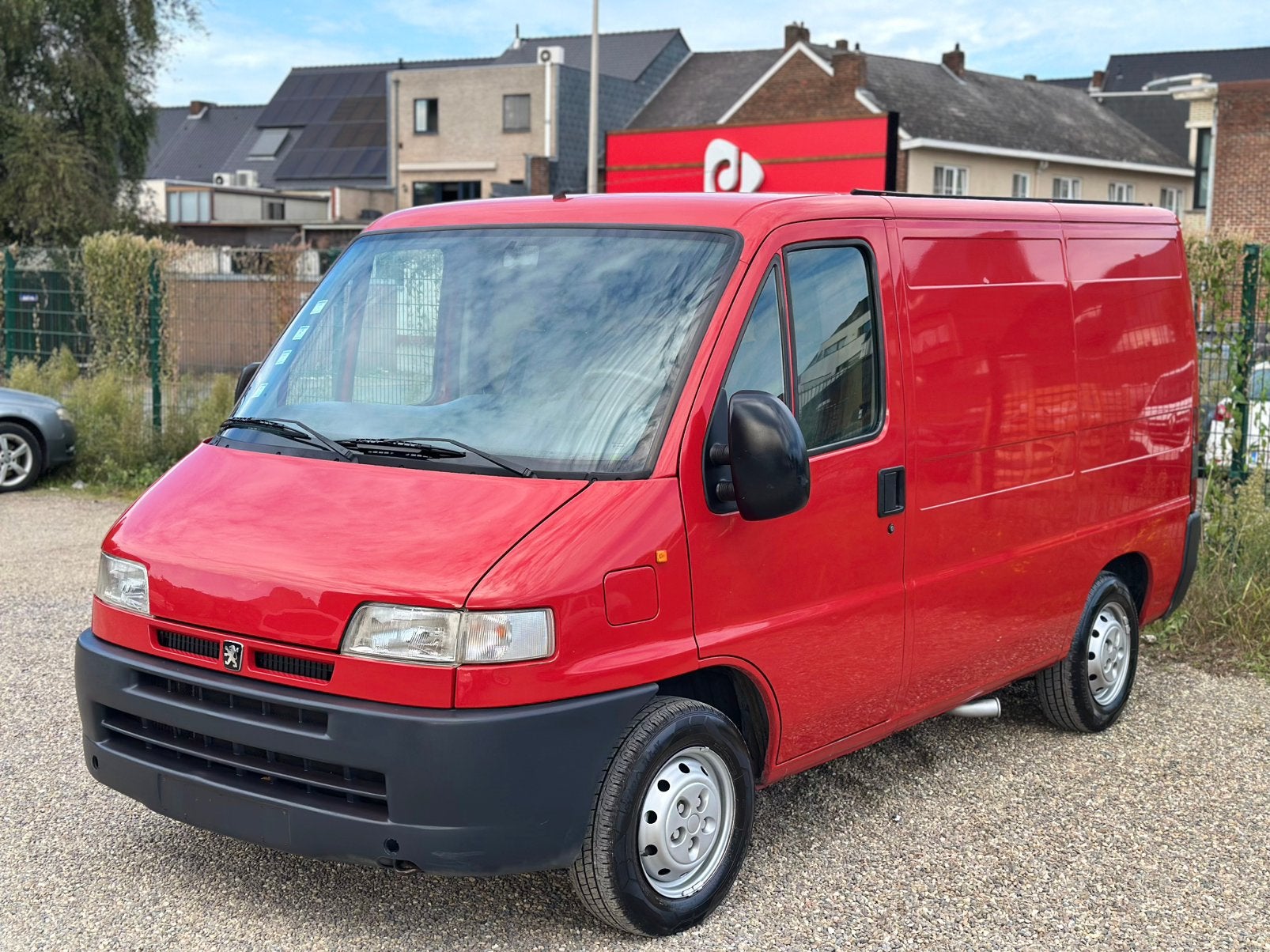 Peugoet boxer 2.5 Turbo diessel trekhaak Gekeurd  v verkoop, Auto's, Particulier, Te koop, Rood, Peugeot
