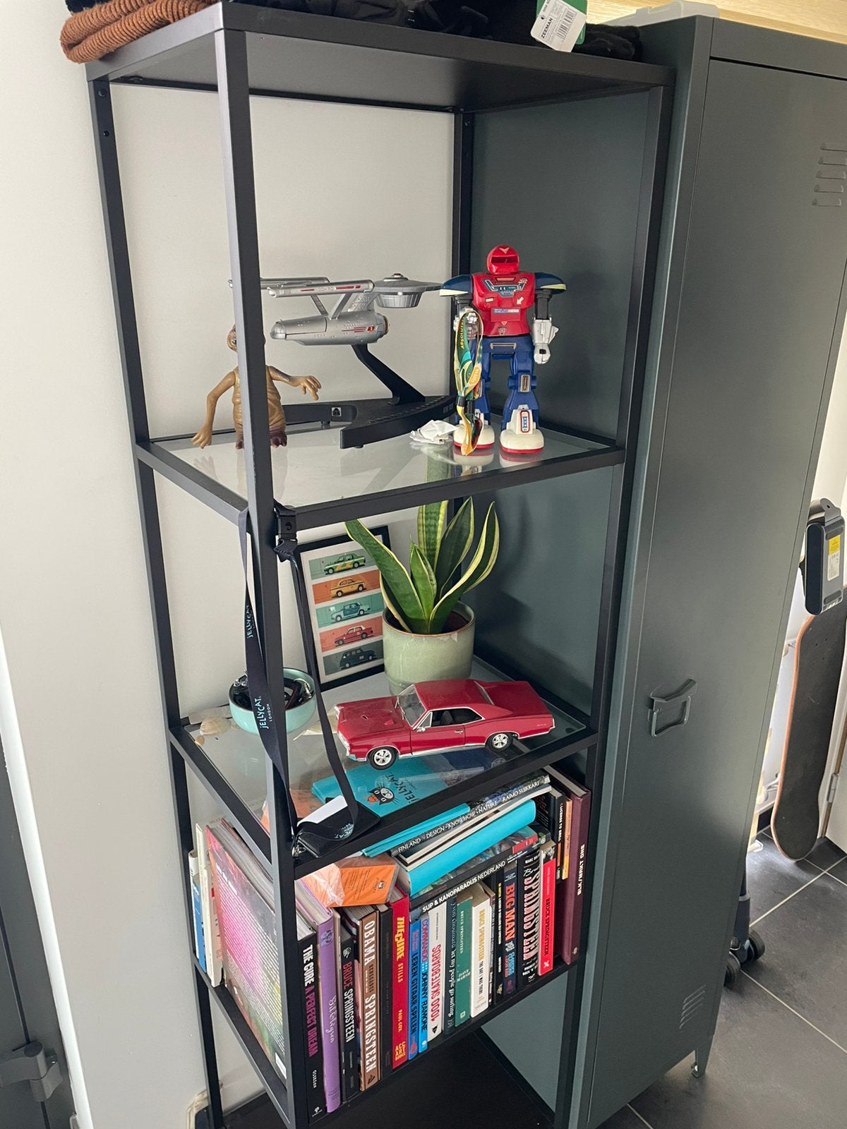 Ikea rek in perfecte staat. Glazen leggers, Ophalen, Zo goed als nieuw