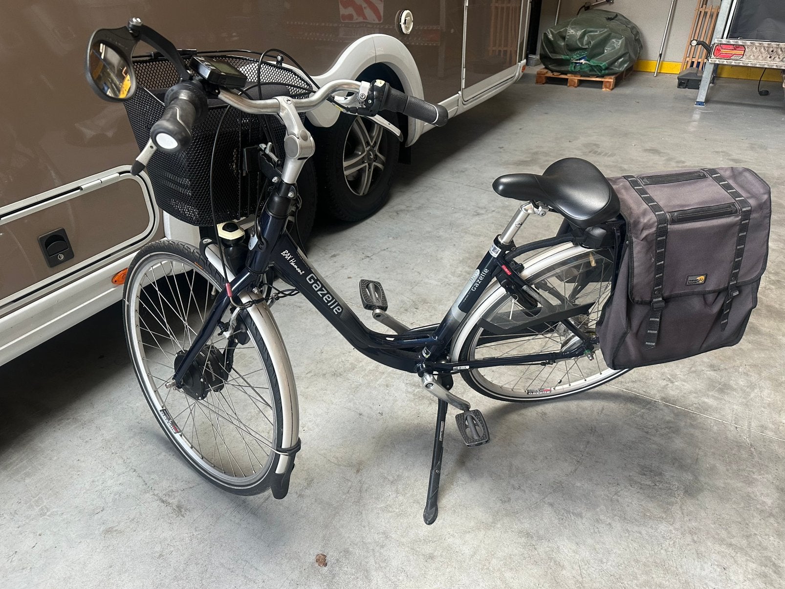 Electrische damesfiets, Ophalen, Zo goed als nieuw, Gazelle