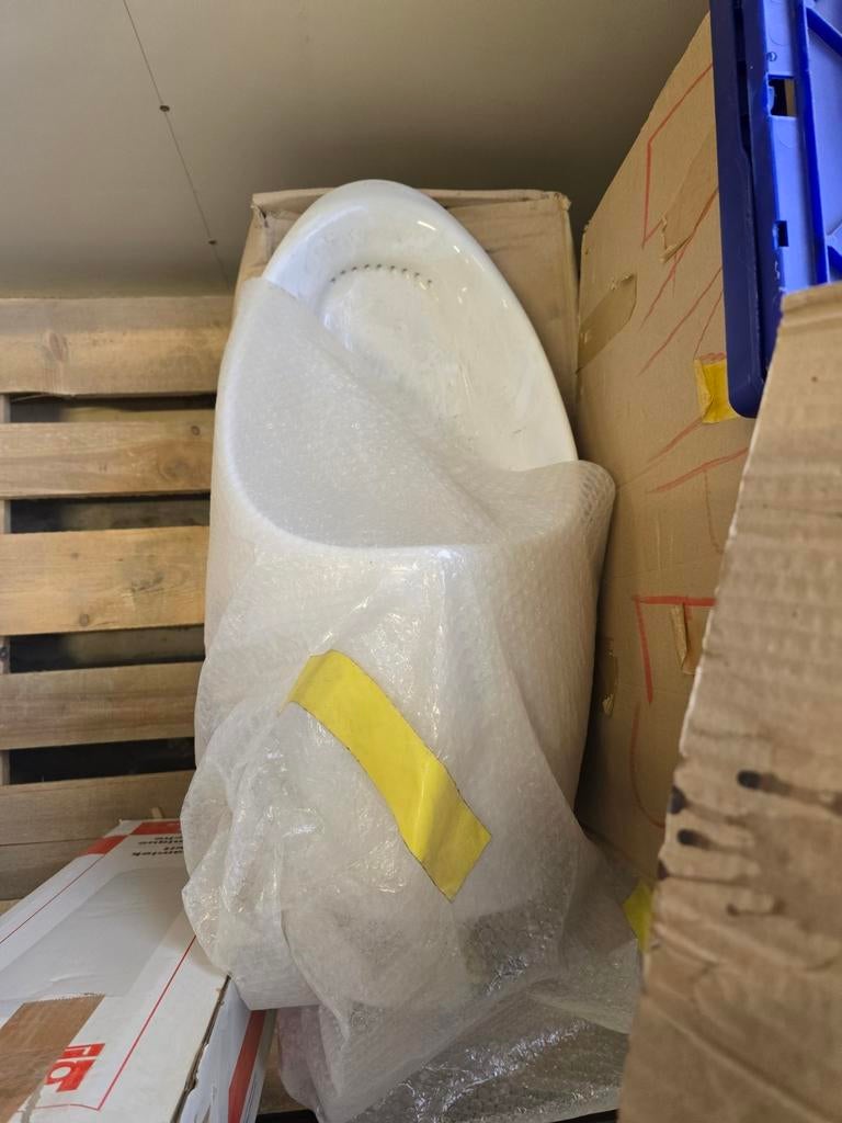 Nieuw urinoir, Ophalen, Nieuw, Toilet