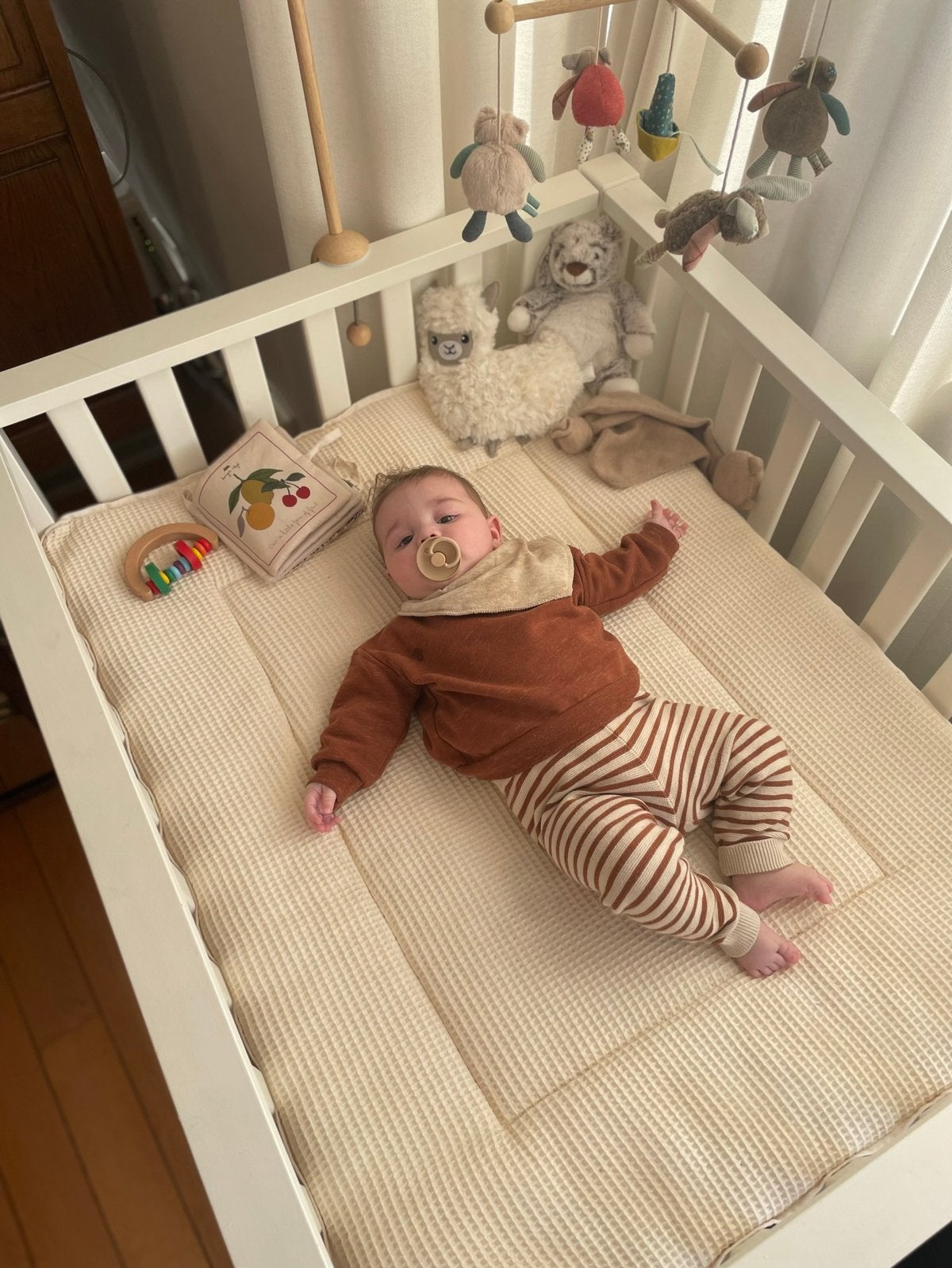Babypark wit hout, Kinderen en Baby's, Ophalen, Gebruikt, Rechthoekig, In hoogte verstelbaar