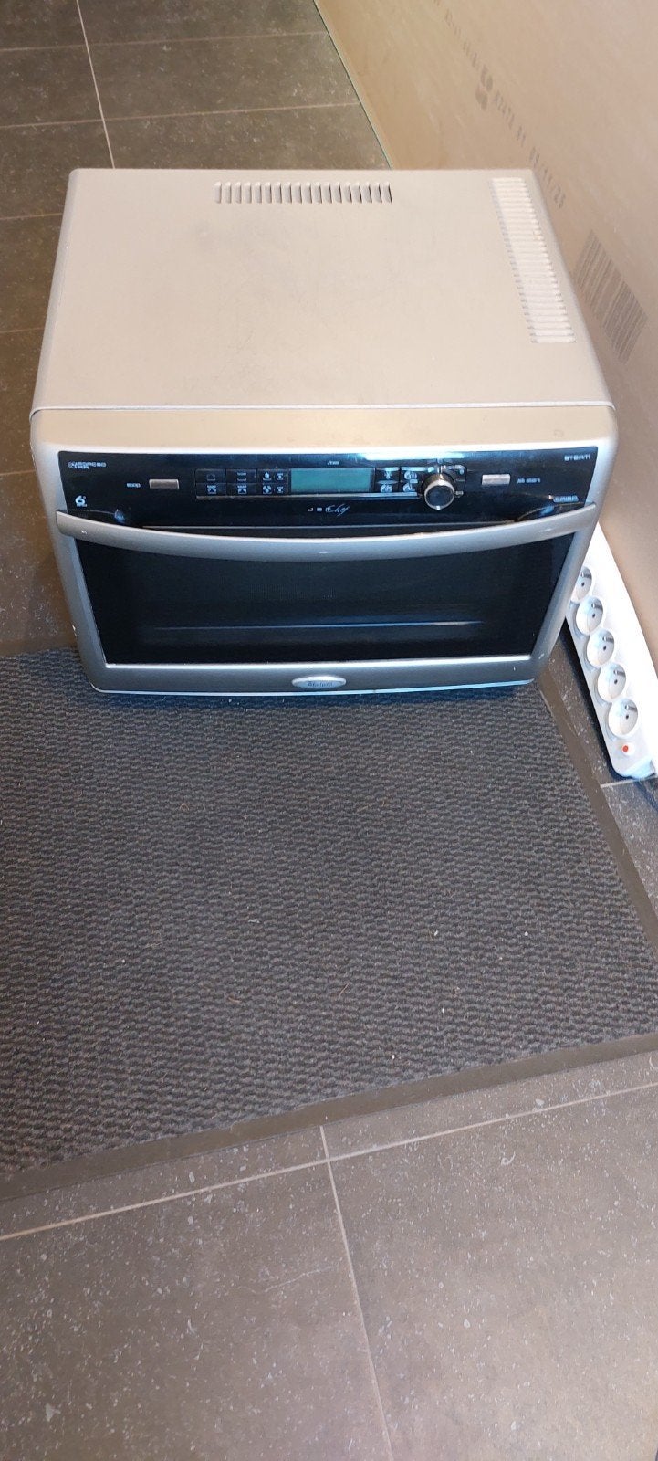 Oven merk whirlpool in goed staat, Enlèvement