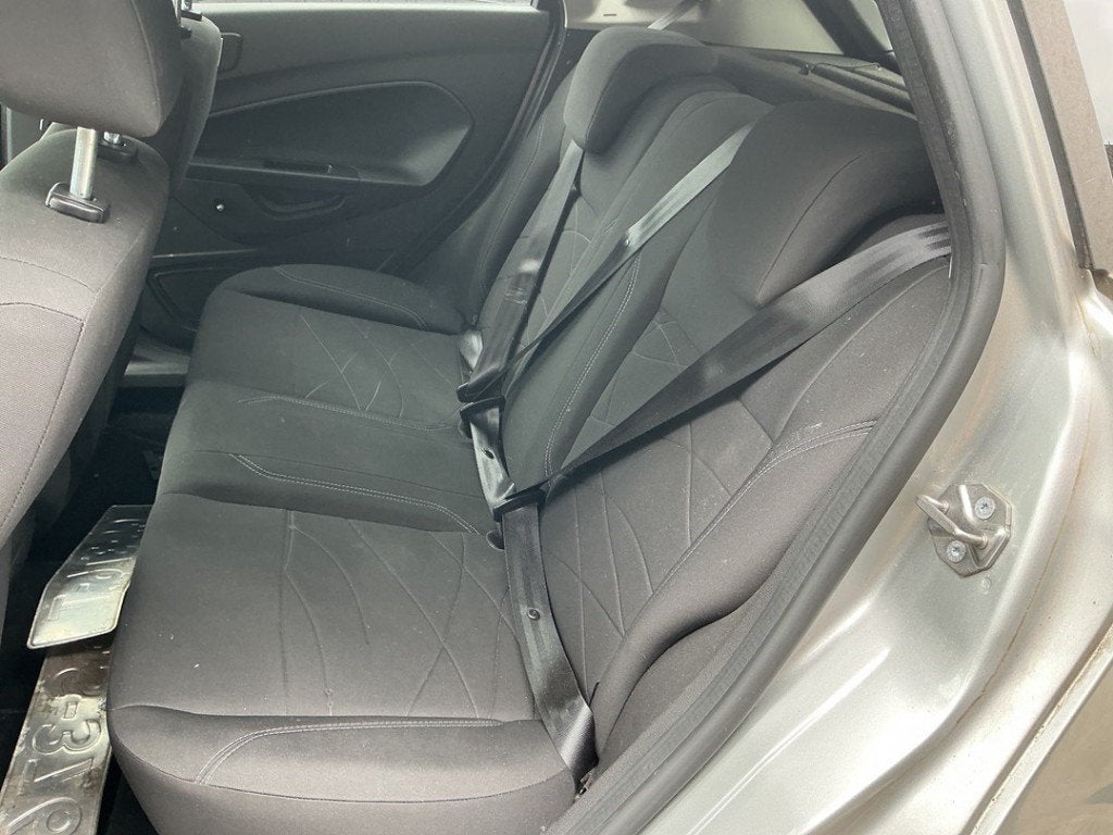 ACHTERBANK Ford Fiesta 6 (JA8) (01-2008/01-2018), Gebruikt, Henry-Ford-Straße  1
50735  Köln, DE, Ford-Werke GmbH, Kunden@ford.com
