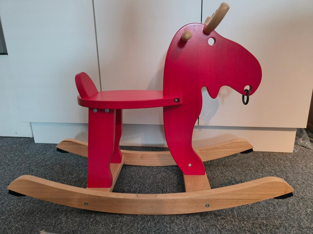 Schommelpaard Ikea, Ophalen