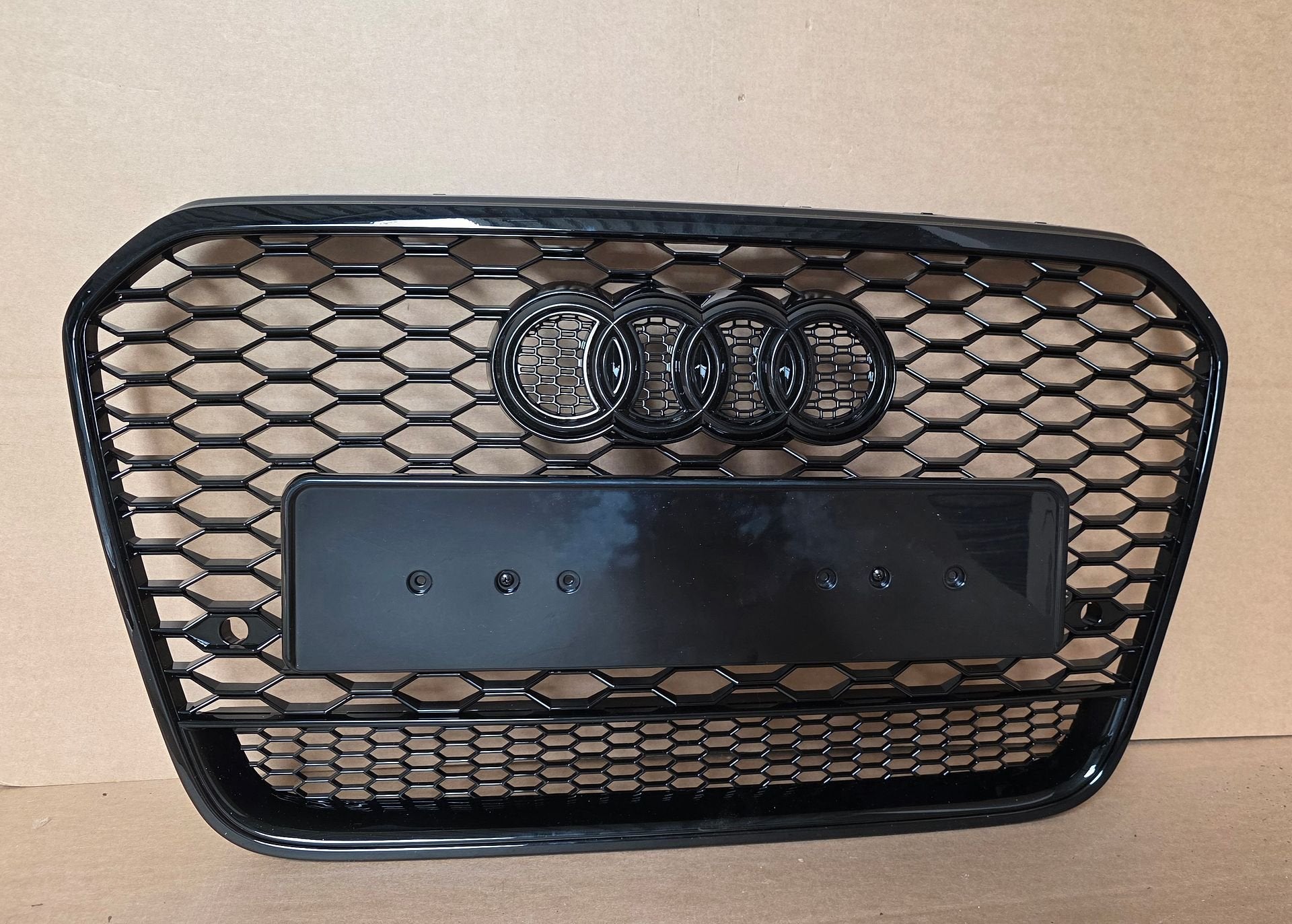 Grill AUDI A6 C7 4G RS LOOK GRILLE RS6 bj.2011-2014 NIEUW, Neuf, -, Origine de la pièce connue, -