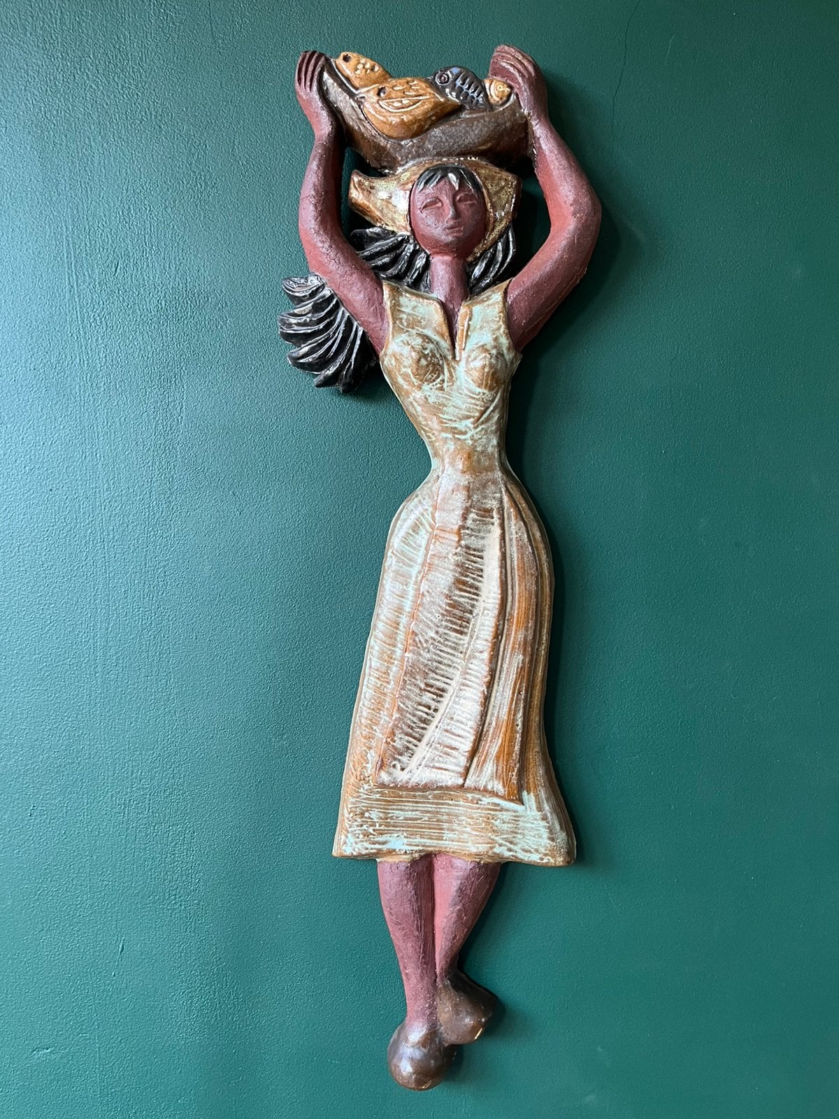 Perignem vissersmeisje met schaal vissen ,, Antiek en Kunst, Curiosa en Brocante, Ophalen