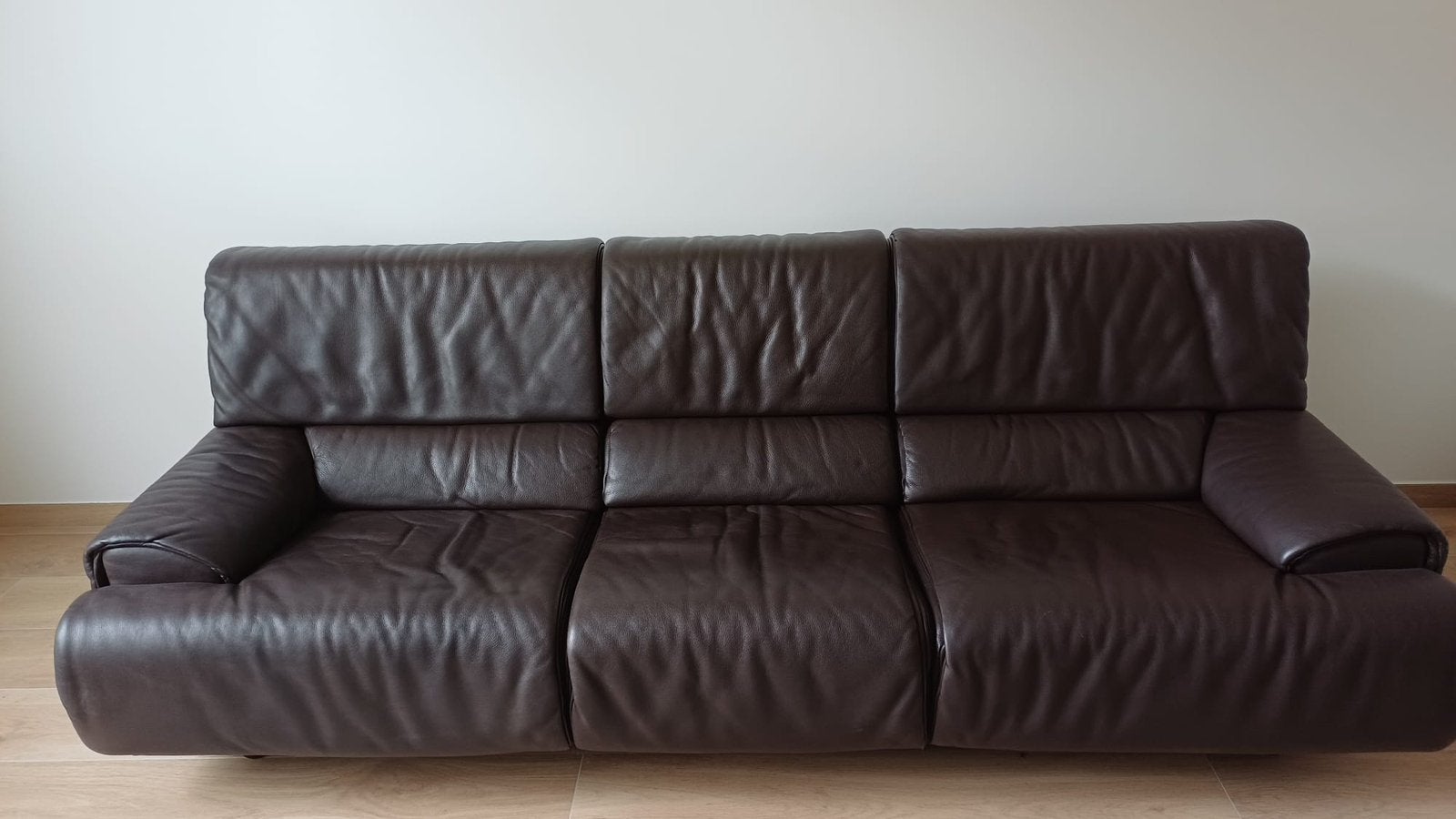Mooie lederen driezit. Merk jori., Huis en Inrichting, Ophalen, Zo goed als nieuw