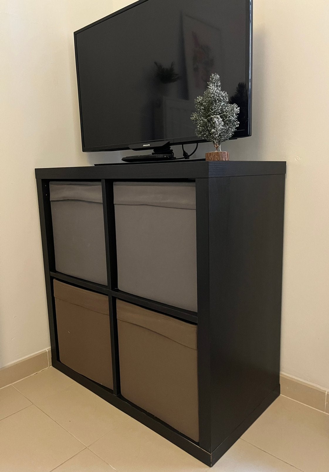 Caisson Kallax (ikea)+4 paniers, Enlèvement, Utilisé