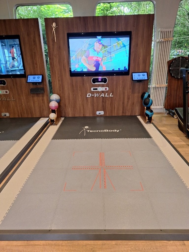 D Wall Elite Tecnobody - 3D & force plate kinesitherapie, Sport en Fitness, Overige Sport en Fitness, Ophalen, Zo goed als nieuw