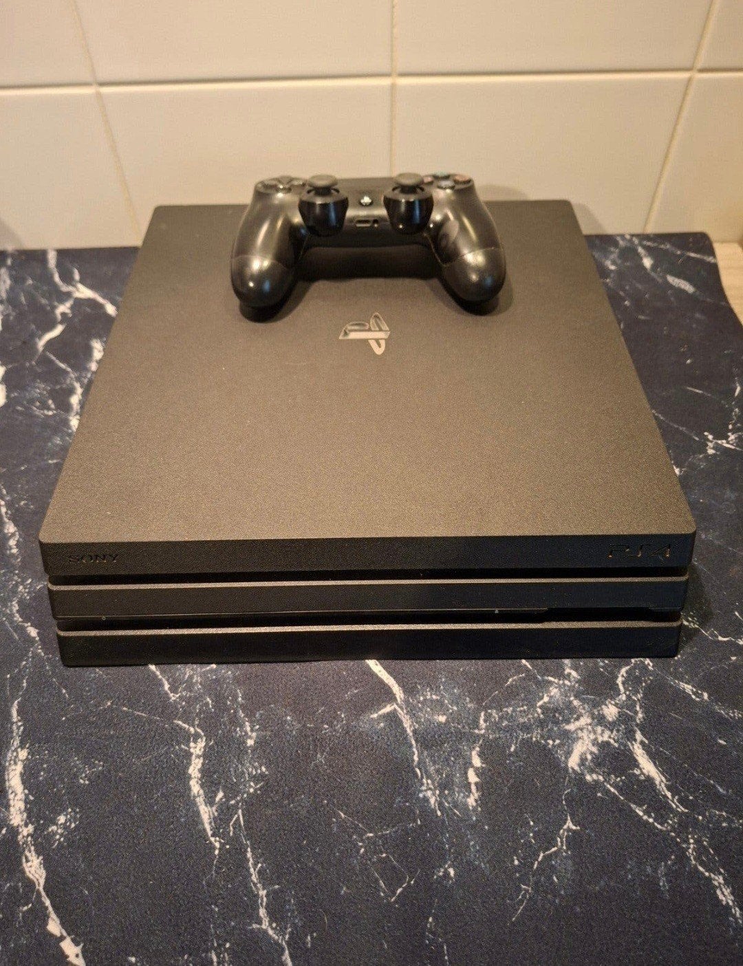 ps4 pro 1 tb opslag 1 controller, Ophalen, Gebruikt, 1 TB, Met 1 controller