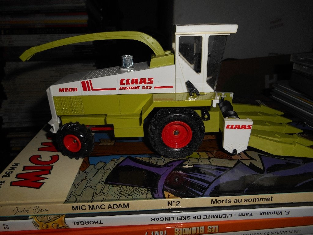 SIKU Claas jaguar 1/32, Hobby en Vrije tijd, Ophalen of Verzenden, SIKU