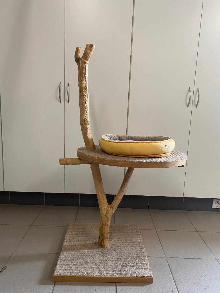 Krabpaal met mand, Dieren en Toebehoren, Krabmeubelen, Ophalen, Gebruikt, Krabpaal