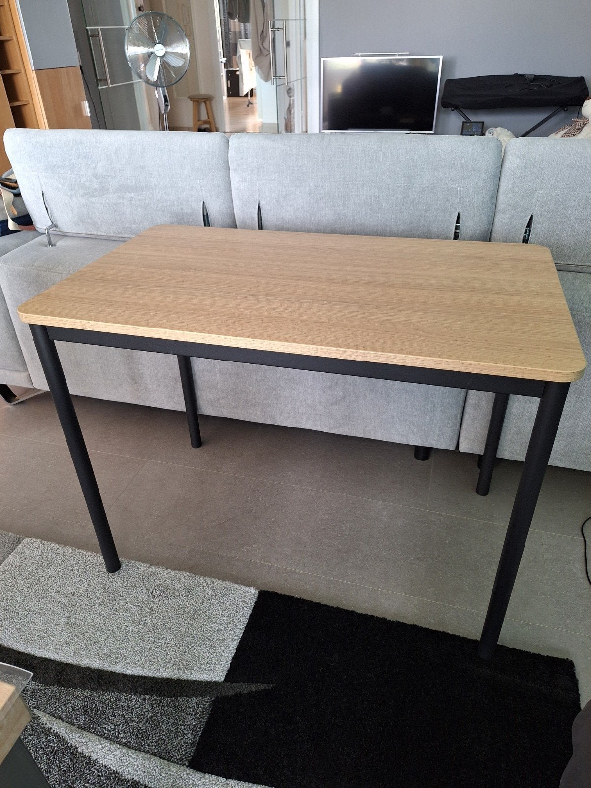 keukentafel in beukenhout en zwarte poten, Ophalen, 50 tot 100 cm, Zo goed als nieuw, Rechthoekig
