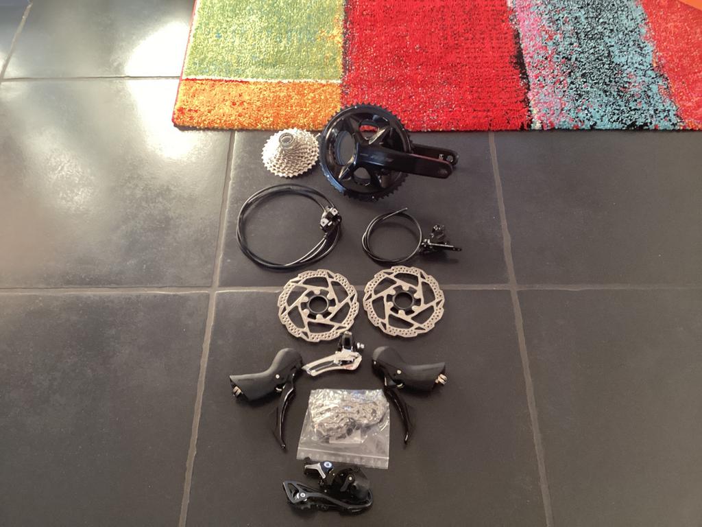 Groupe shimano 105 12 vitesses, Enlèvement ou Envoi, Neuf