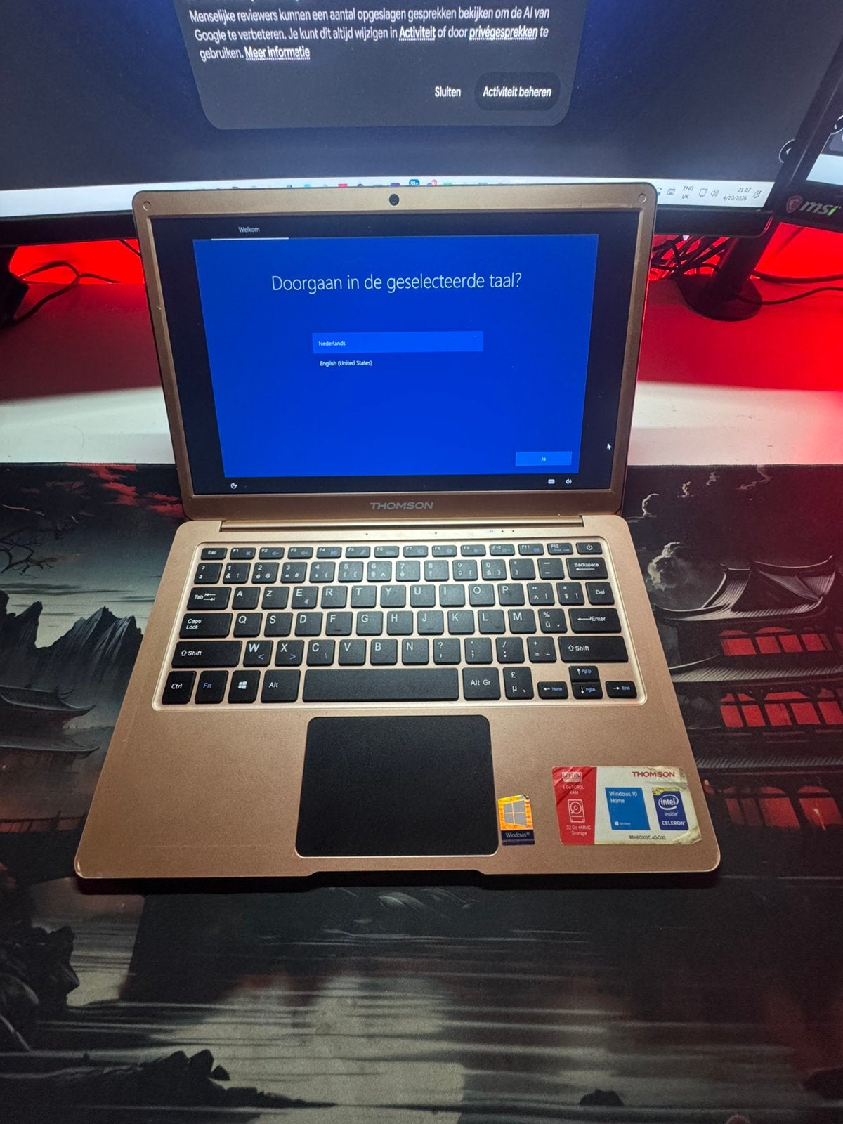 Thomson Neo 13.3" Laptop (Intel Celeron / 4GB RAM, Computers en Software, Ophalen, Zo goed als nieuw, 4 GB