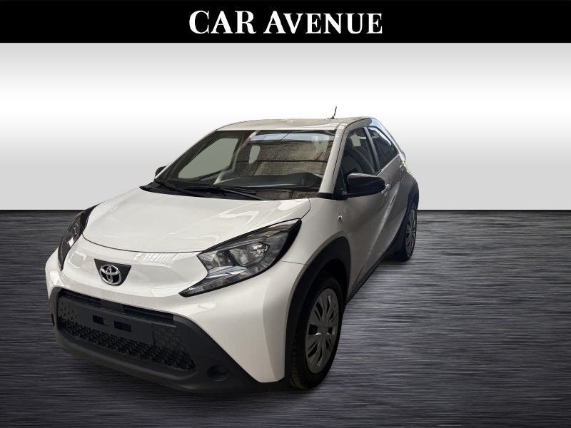 Toyota Aygo X play, Auto's, Euro 6, 72 pk, Wit, Bedrijf