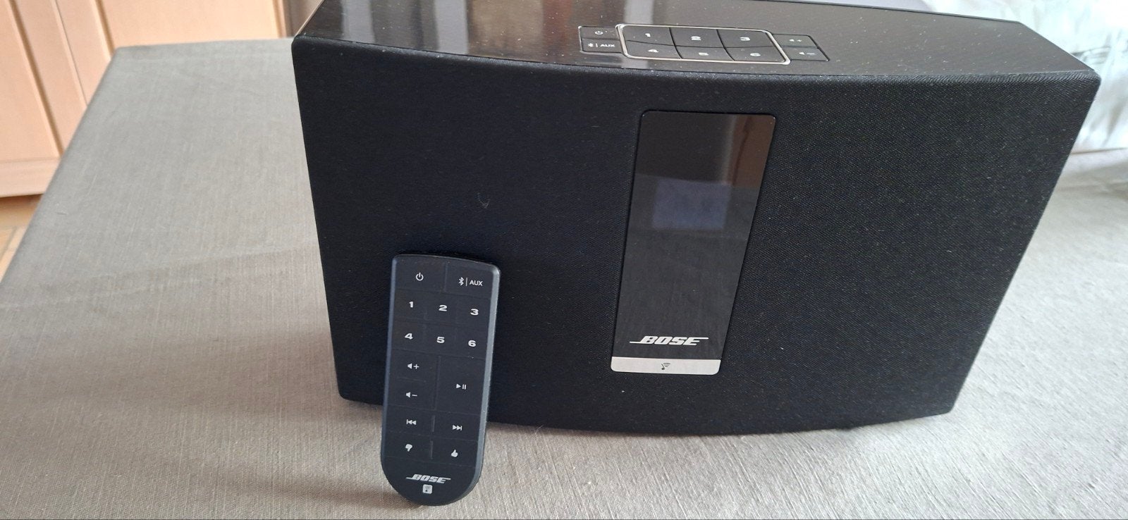 radio  Tekoop, Ophalen, Radio