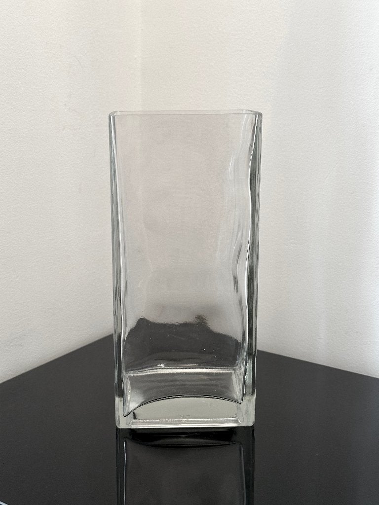 Vase scandinave rectangulaire en verre NEW, 23 cm, Transparent, Comme neuf, Verre