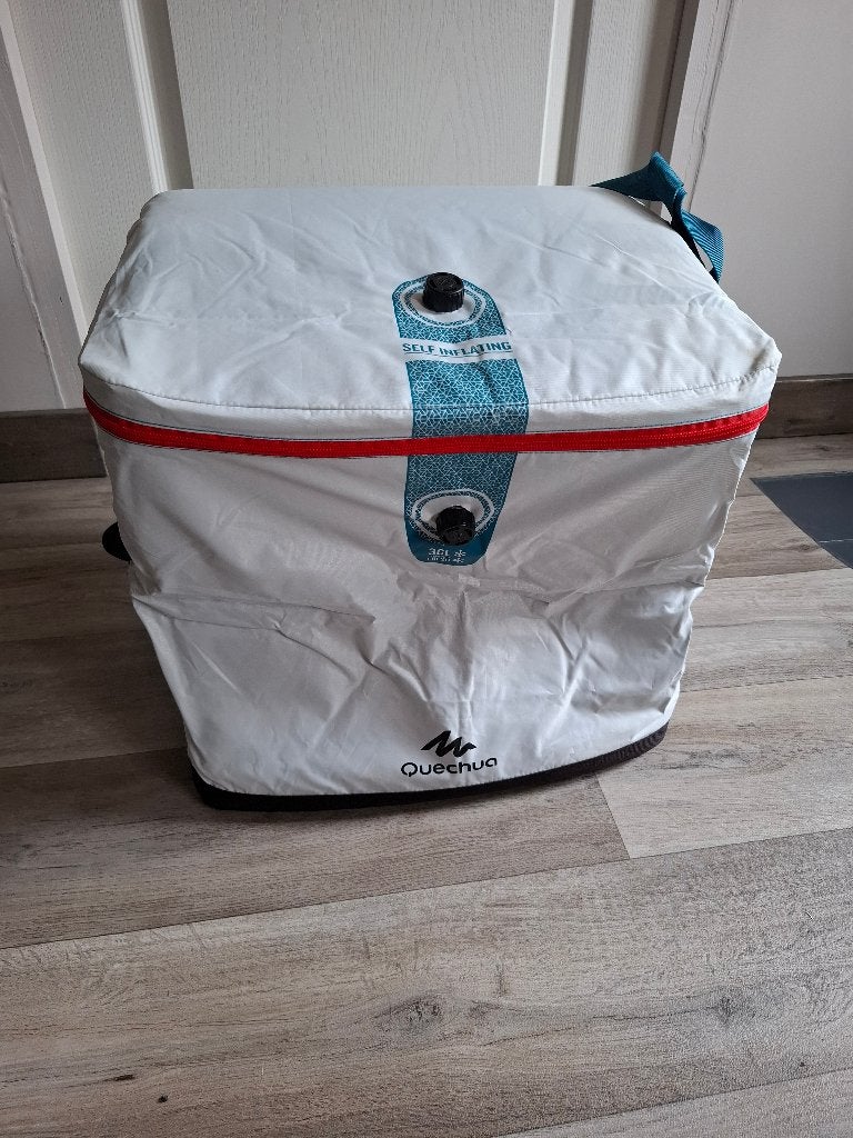 Glacière Quechua 36 litres, Enlèvement, Comme neuf