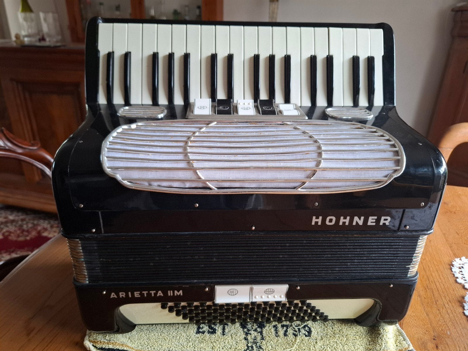 accordeon Hohner, Avec valise, Enlèvement, Utilisé, 72 basses