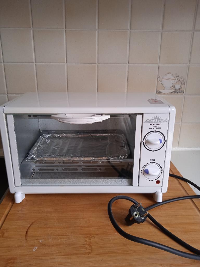 oventje, Elektronische apparatuur, Ovens, Ophalen, Zo goed als nieuw, Vrijstaand, Mini-oven