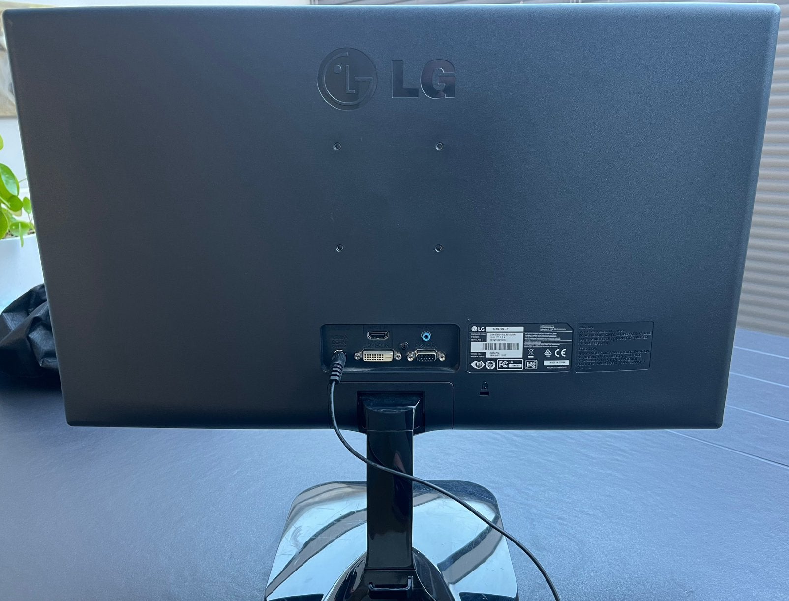 LG 24 inch Full HD Monitor 24M47VQ - HDMI / DVI / VGA, Computers en Software, Ophalen, 1 tot 2 ms, DVI, LED