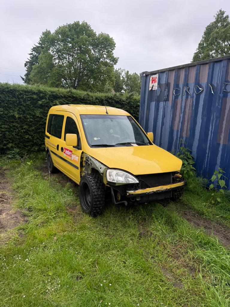 Opel combo, Ophalen