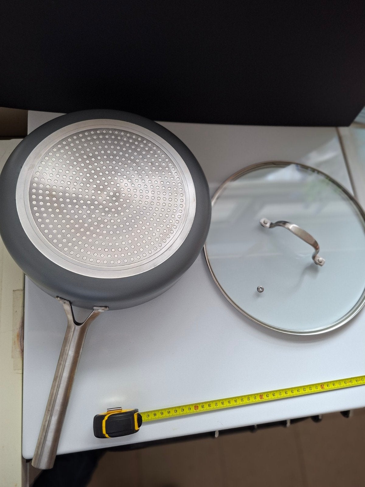 Hapjes pan 30cm, Met deksel, Ophalen