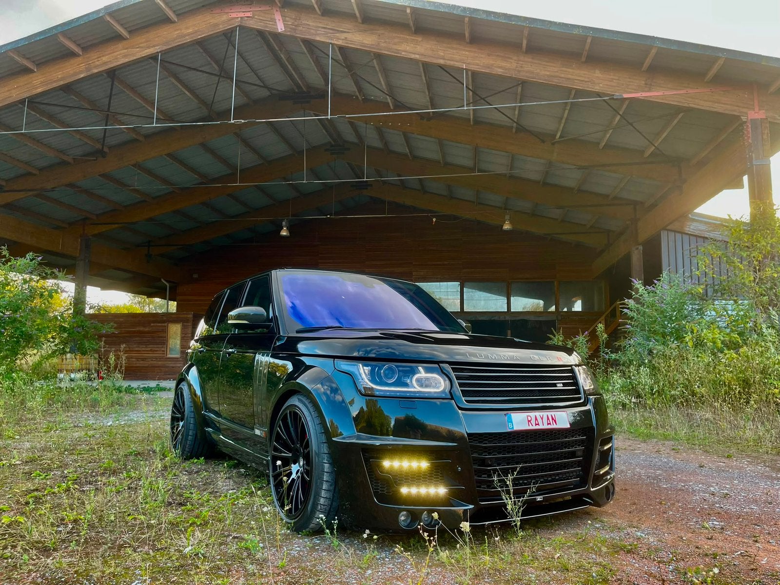Range Rover 4.4 SDV8 LUMMA CLR R 1/100, Auto's, Land Rover, Automaat, Euro 5, Zwart, Zwart