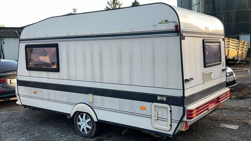 Hobby Caravan 1998 met voortent!, Caravans en Kamperen, Hobby, Particulier, Koelkast, 750 - 1000 kg