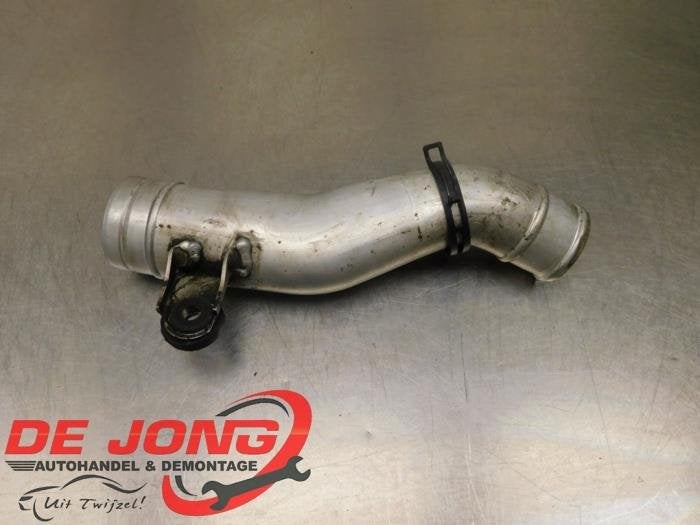 Intercooler Buis van een Volkswagen Touareg, Auto-onderdelen, Airco en Verwarming, Volkswagen, Gebruikt, 3 maanden garantie, Ophalen of Verzenden