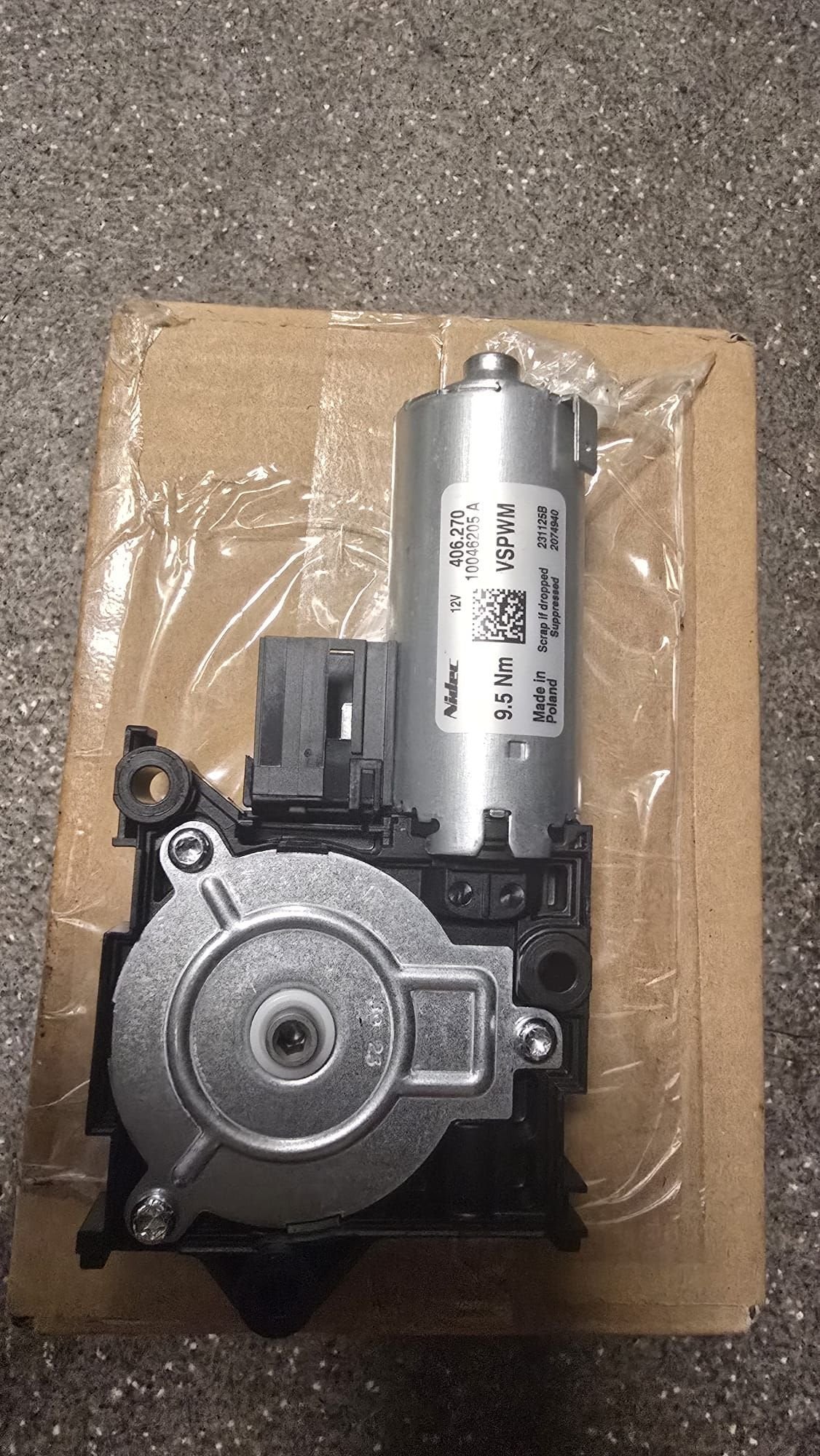 Originele Rolgordijn motor schuifdak Mercedes, -, Nieuw, Ophalen of Verzenden, -