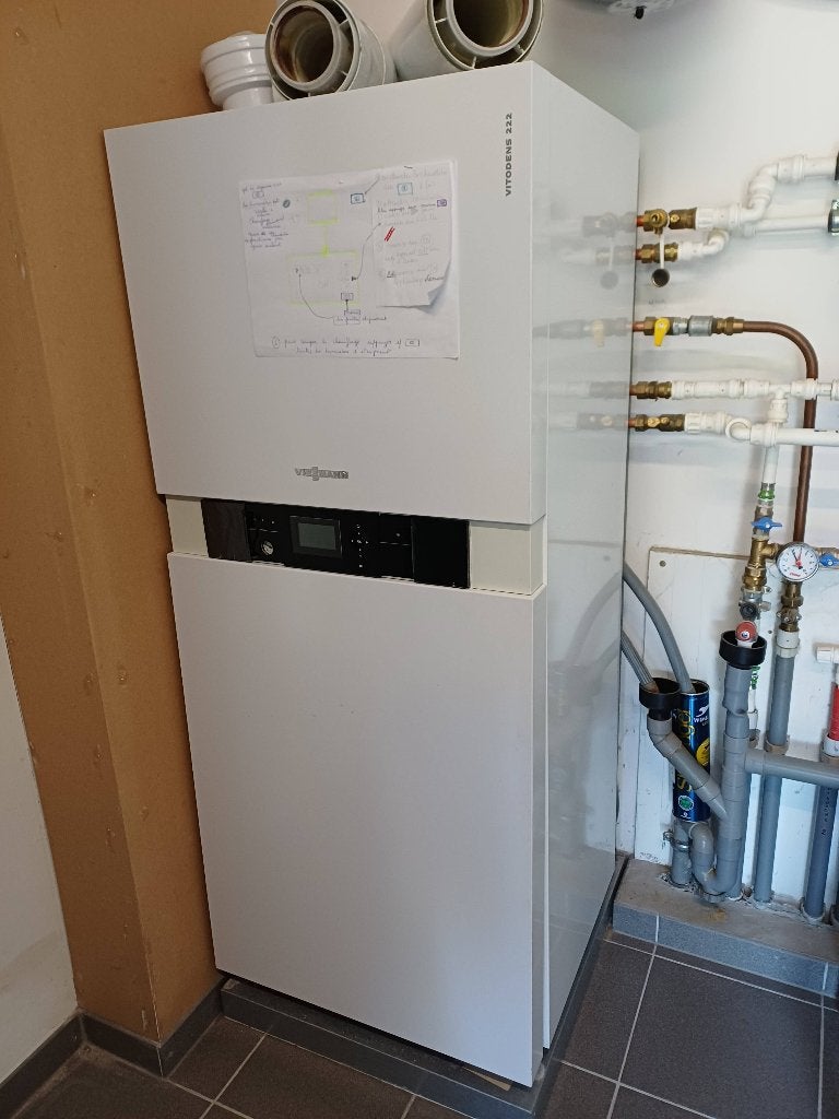 Chaudière viessmann vitodens 222-F, Bricolage & Construction, Chauffe-eau & Boilers, Plus de 10 ans, Chauffe-eau, Enlèvement, Utilisé