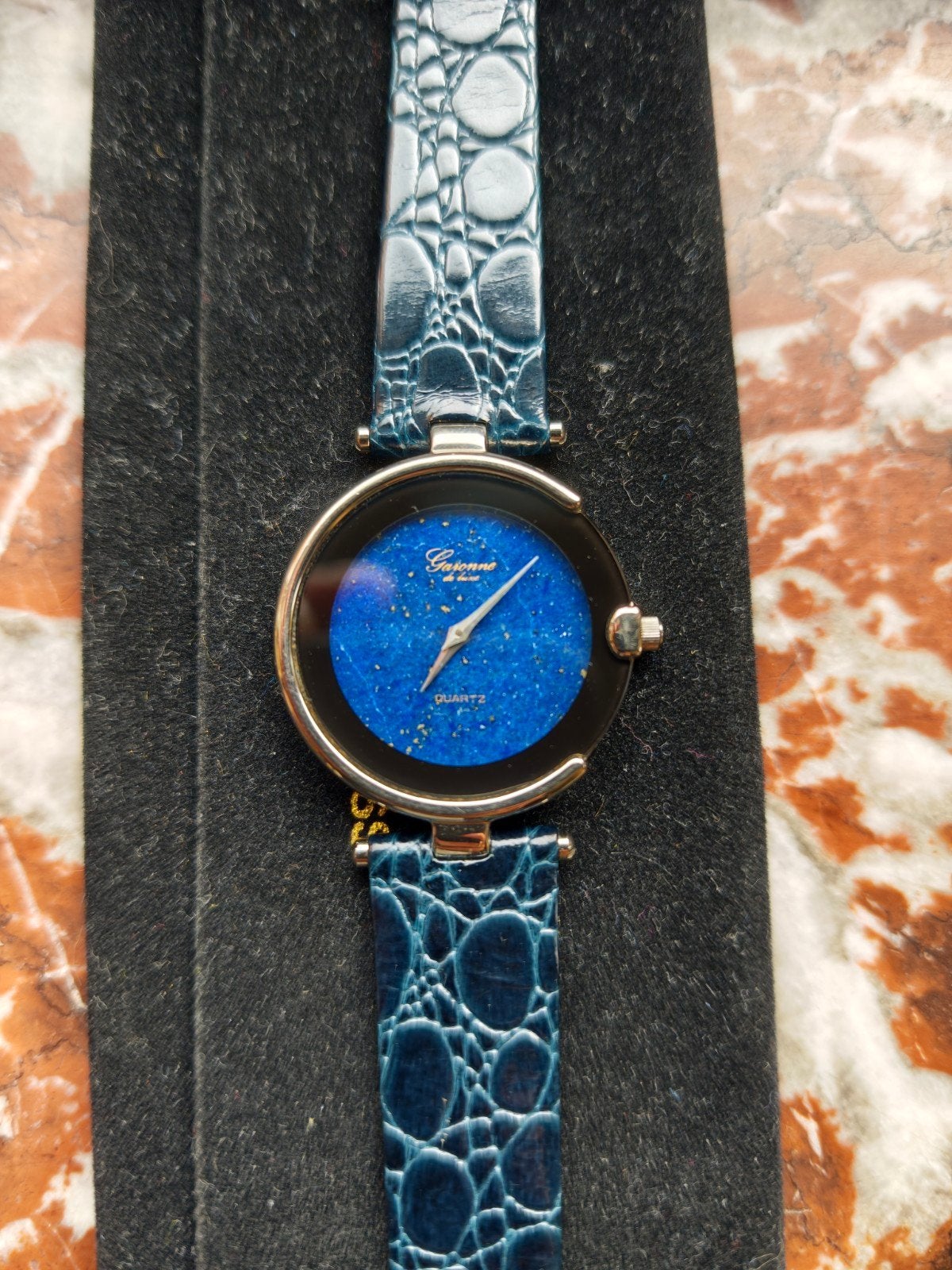 Garonne de luxe, Montre-bracelet, Autres marques, Cuir, Enlèvement