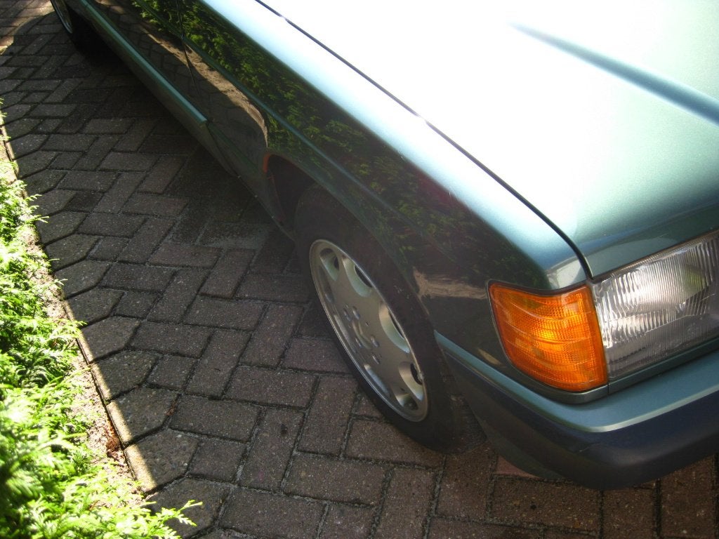 ✅ GEZOCHT: Spatbord Rechts voor Mercedes 190 Malachietgroen, Ophalen, Gebruikt, Mercedes-Benz, Spatbord