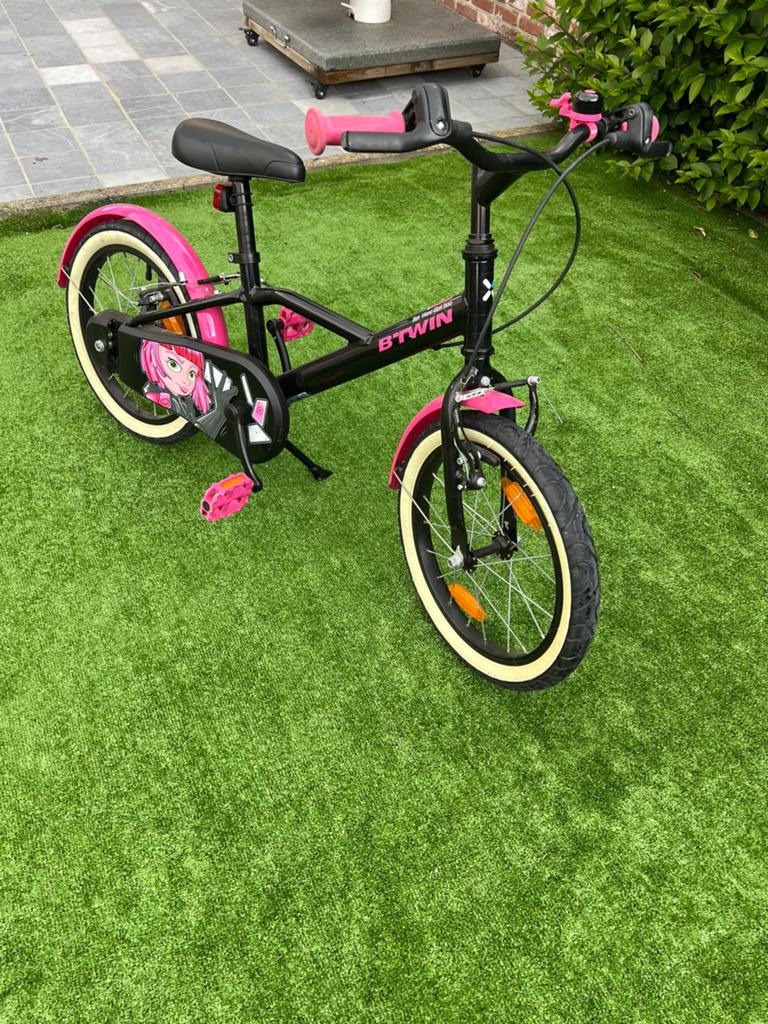 B twin kinderfiets 16 inch, Fietsen en Brommers, Fietsen | Vouwfietsen, Ophalen, Gebruikt, 14 tot 16 inch