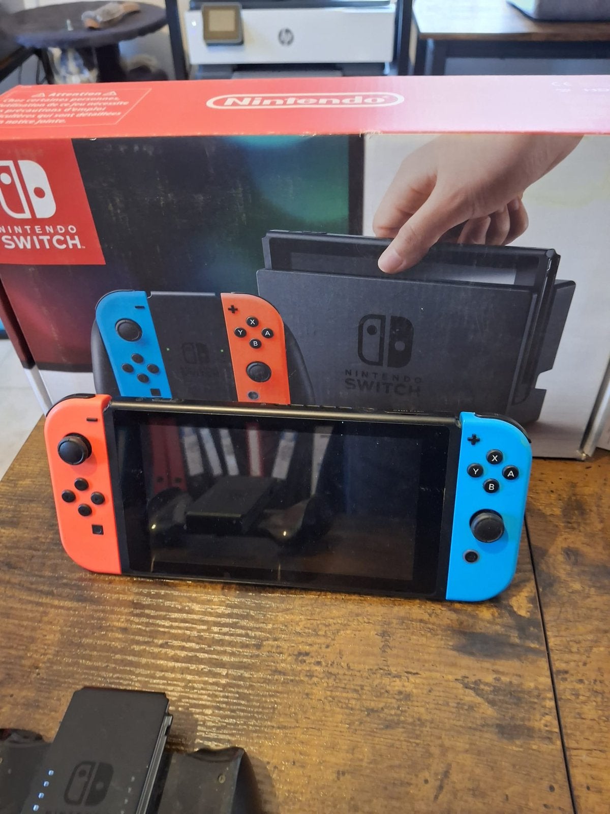 Nintendo Switch V2, Enlèvement, Comme neuf