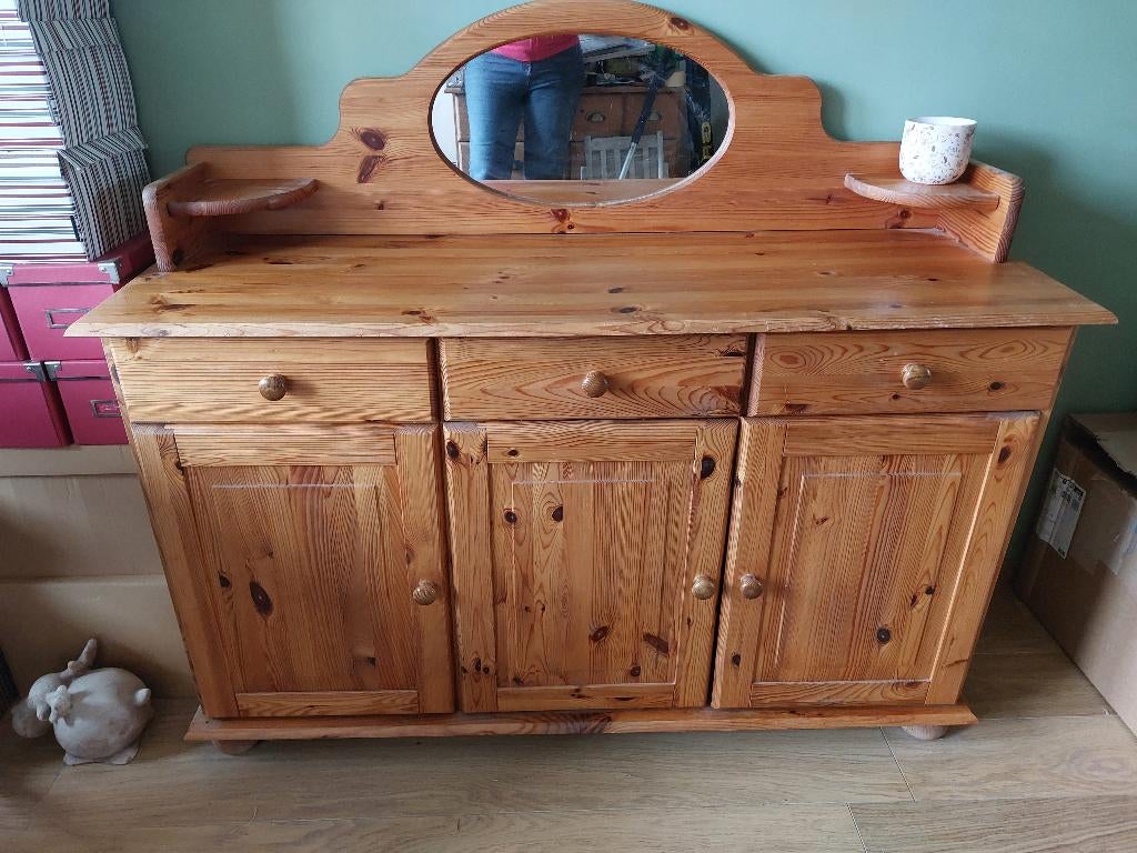 Grenen dressoir met spiegel, Huis en Inrichting, Ophalen, 100 tot 150 cm, Zo goed als nieuw, 3 of 4 laden