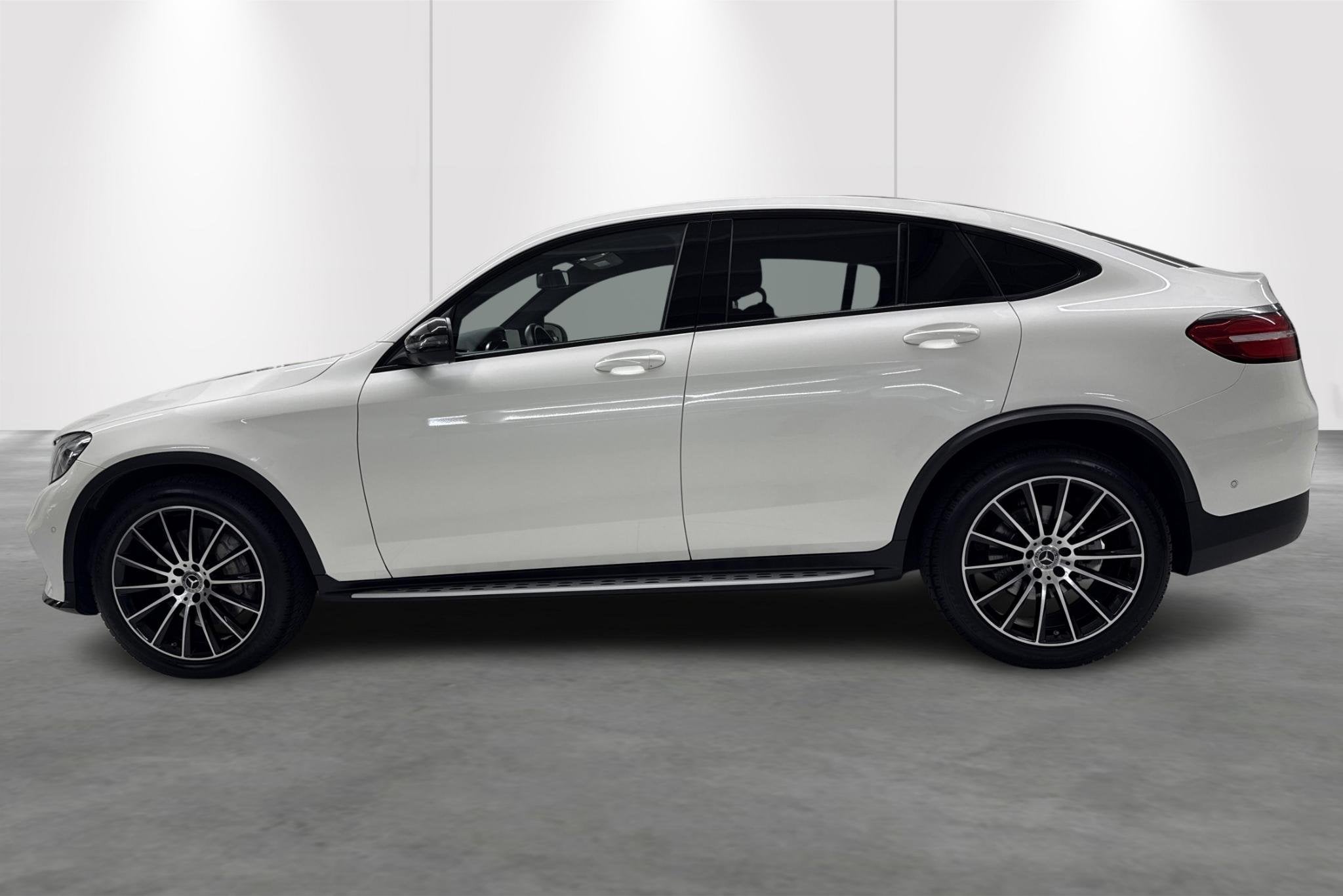Mercedes-Benz GLC Coupé GLC 220 d 120kW Business Solution A, Auto's, Mercedes-Benz, Automaat, Stof, Gebruikt, Euro 6