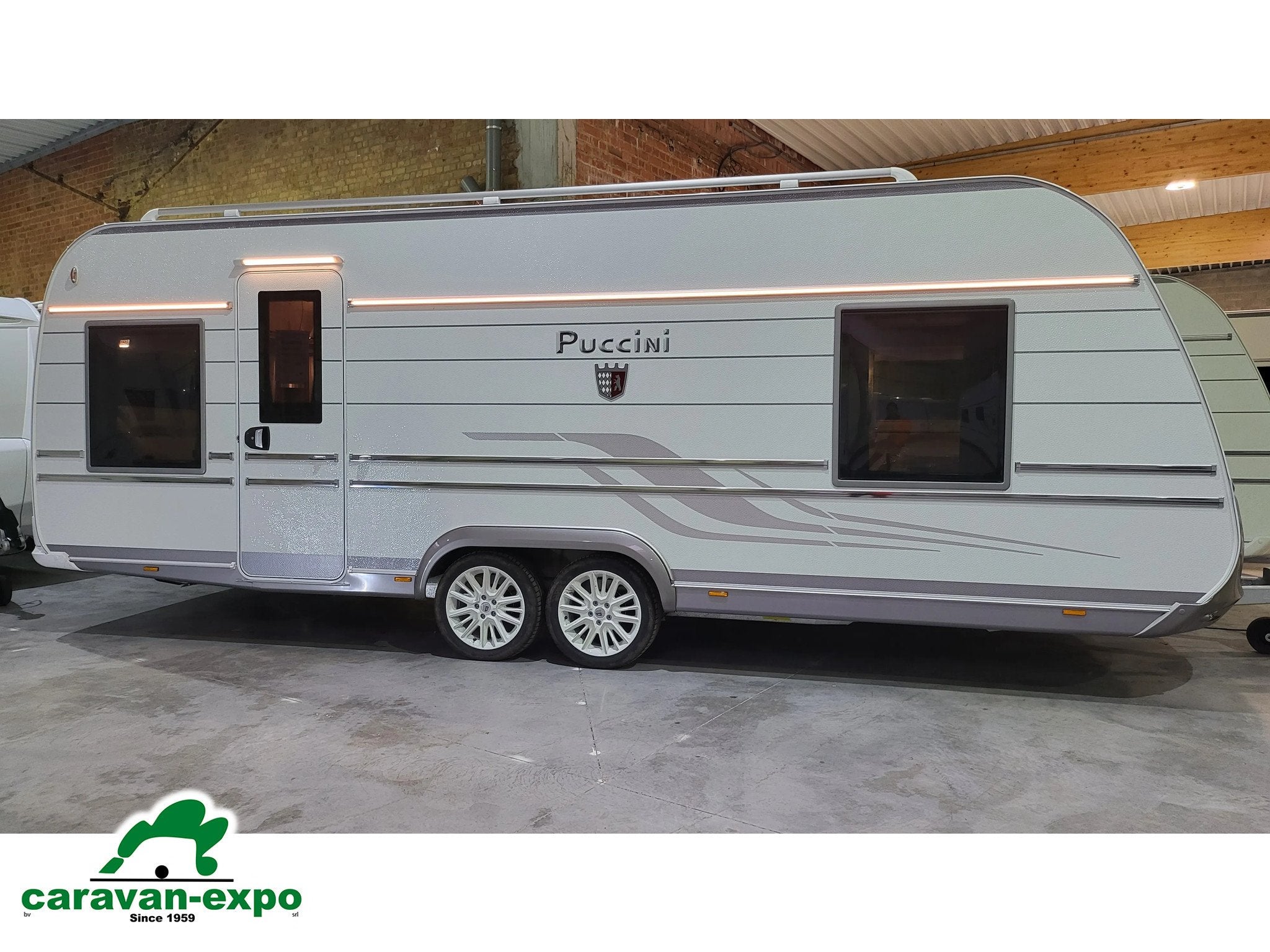TABBERT PUCCINI 620 TD/F 2025, Entreprise, 1500 - 2000 kg, Jusqu'à 4, Tabbert