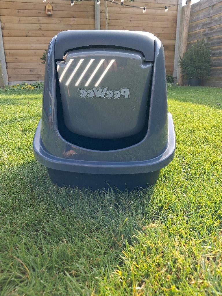 kattenbak + krabpaal + eet/drinkbakje, Enlèvement, Comme neuf