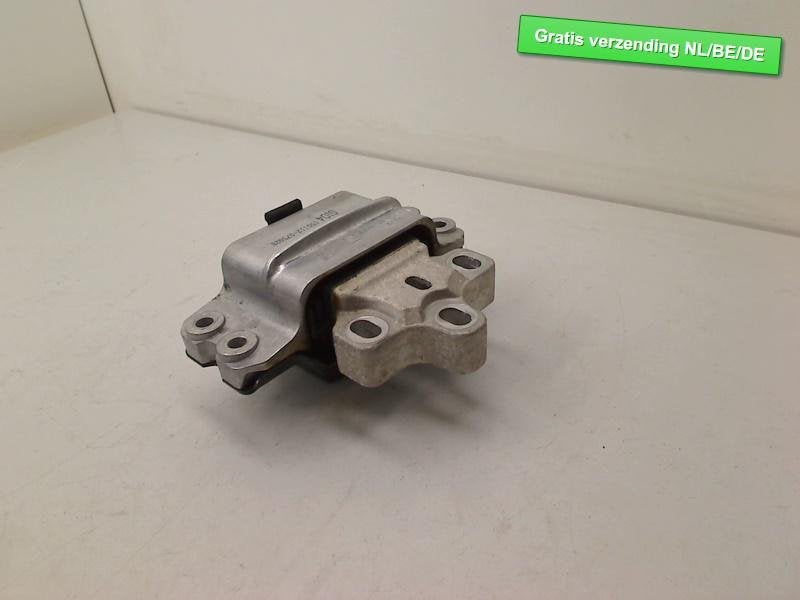 SUPPORT MOTEUR GAUCHE Volkswagen CC (358) (3C0199555AE), Autos : Pièces & Accessoires, Suspension & Châssis, Volkswagen, Utilisé