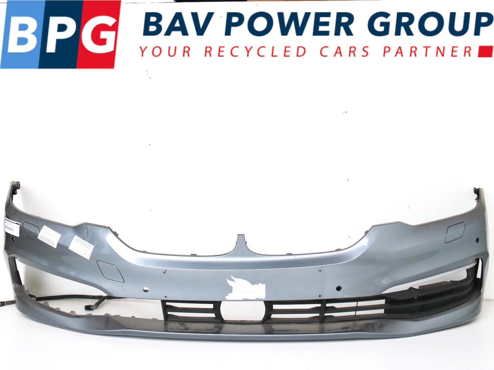 BUMPER VOOR 4 PDC BMW 5 serie (G30) (51117427442), Gebruikt, Voor, Bumper, BMW