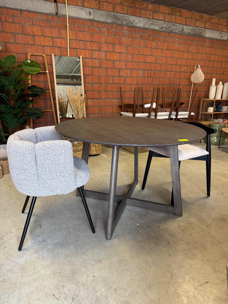 Eettafel, Huis en Inrichting, Tafels | Eettafels, Ophalen, Zo goed als nieuw, 100 tot 150 cm