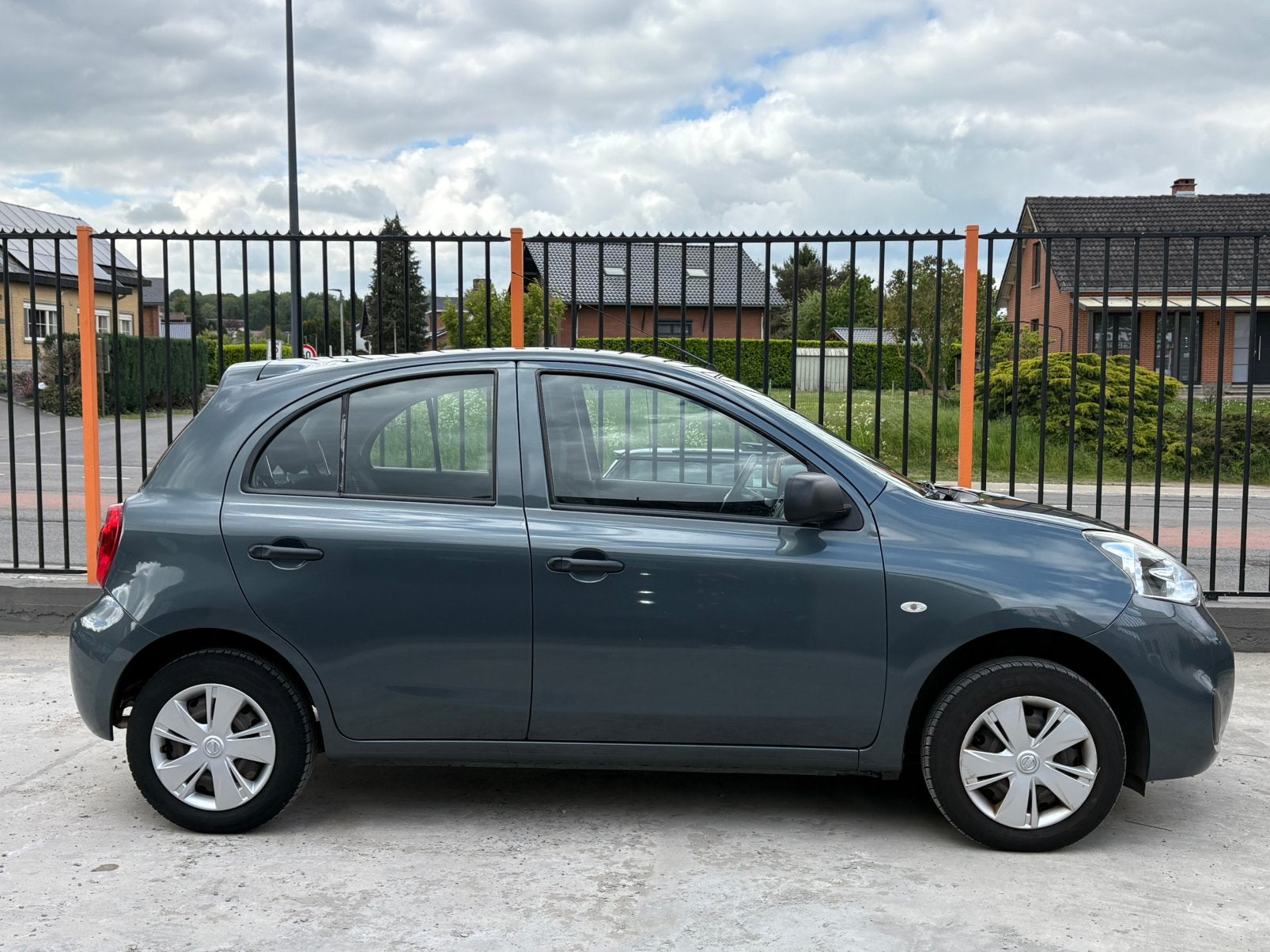 NISSAN MICRA 1.2i ESSENCE 153 000KM CARPASS 2017 EURO 6B, Autos, Nissan, Argent ou Gris, Achat, Euro 6, Entreprise