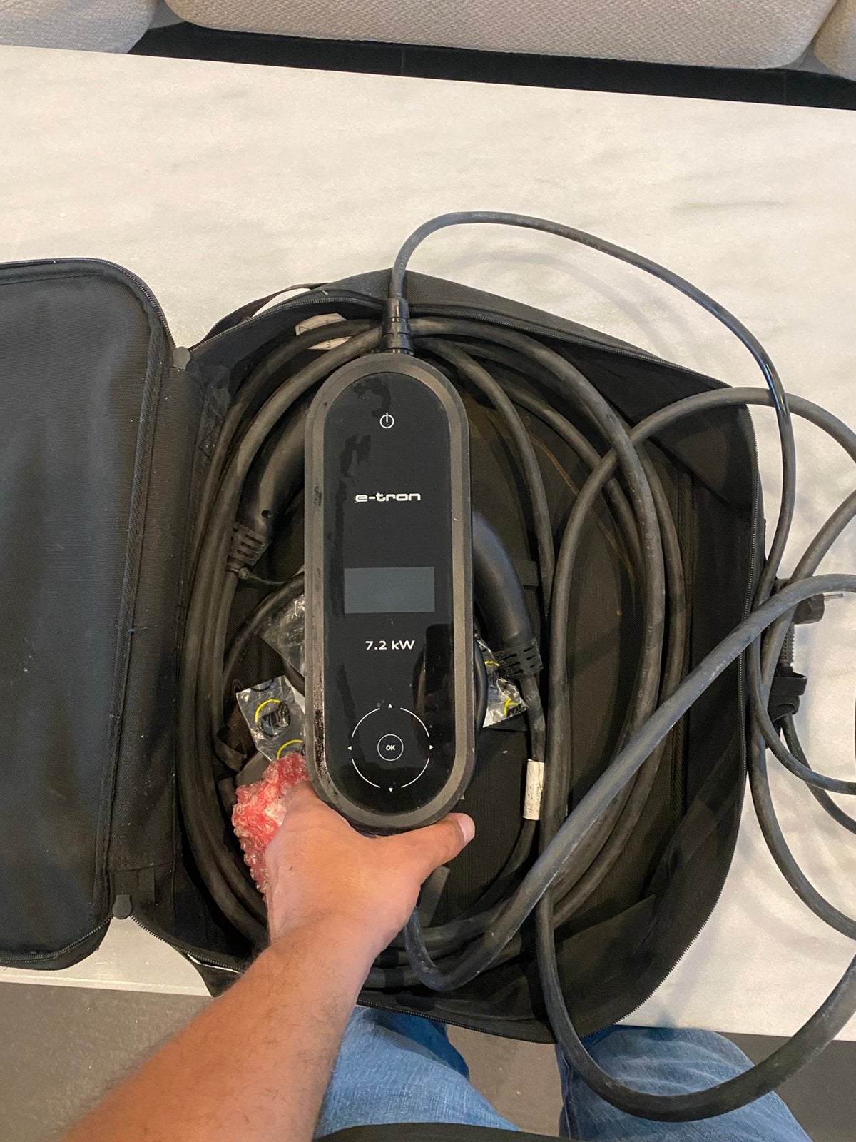 Chargeur pour Audi Q7 Hybrid, Enlèvement, Comme neuf