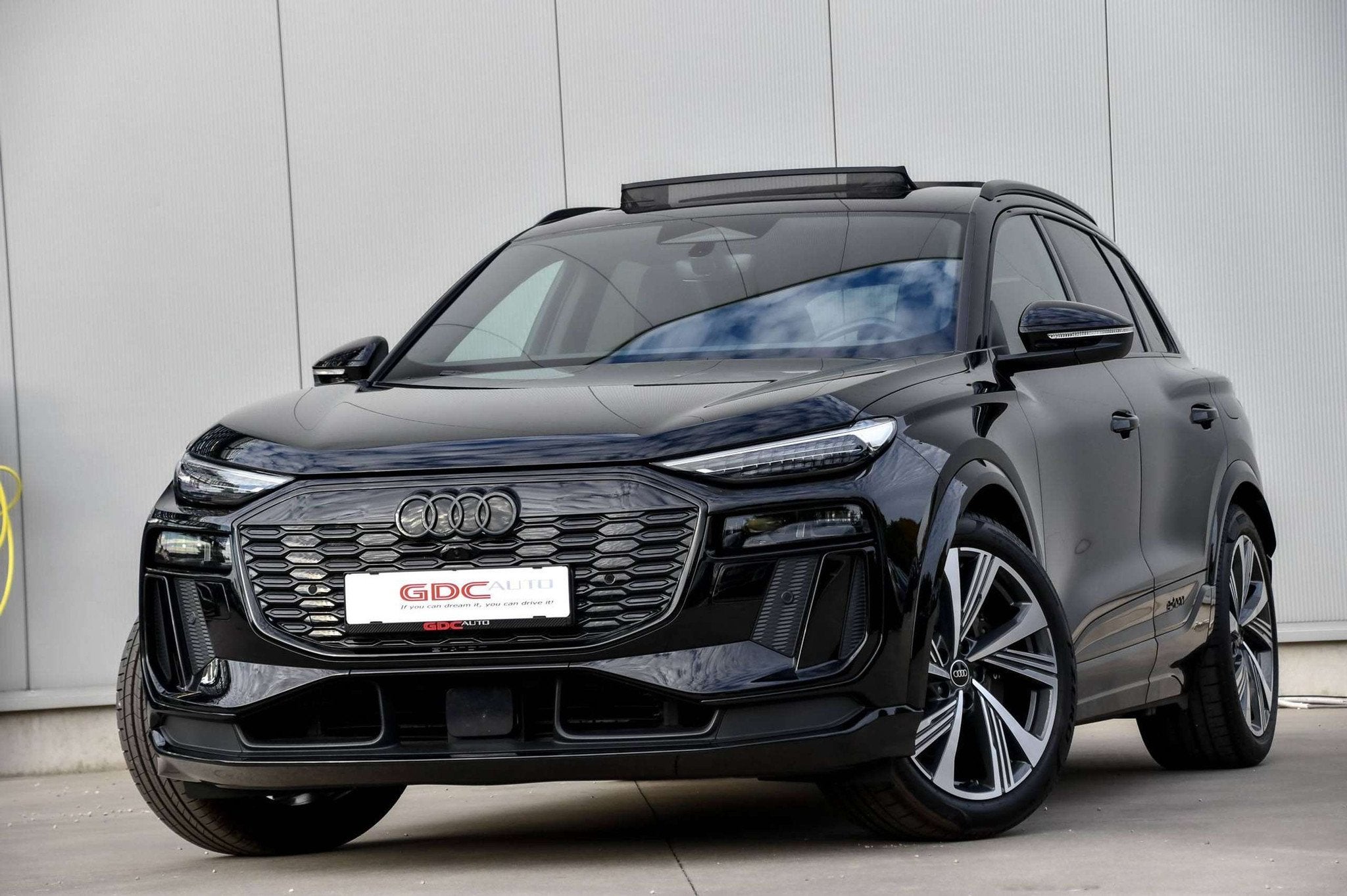 Audi SQ6 e-tron SQ6 e-Tron Quattro l Pano l Airsuspension l, Autos, Cuir, Achat, Entreprise, https://public.car-pass.be/vhr/f481b2f0-4ec4-4d0f-aa94-61749ad3aec0